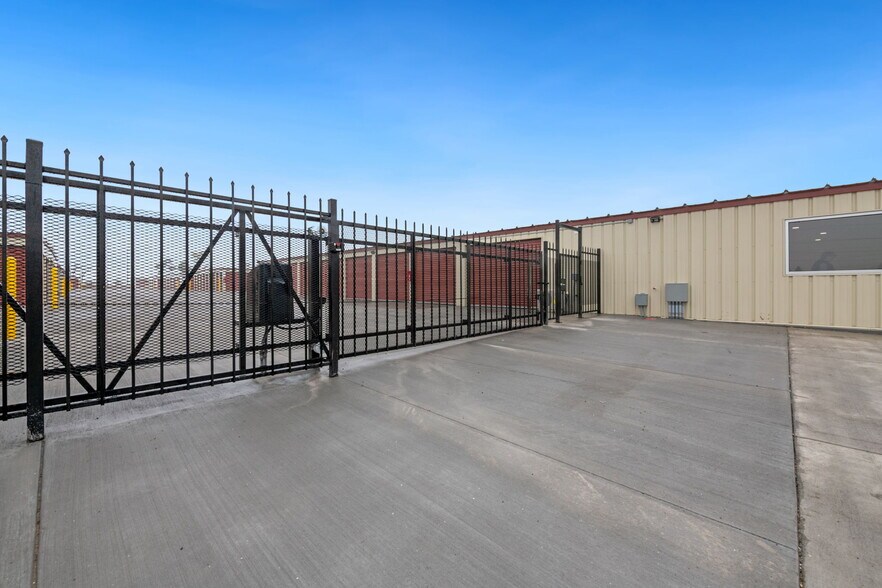 More Photos Of 1919 Wyott Dr, Cheyenne Self Storage For Sale