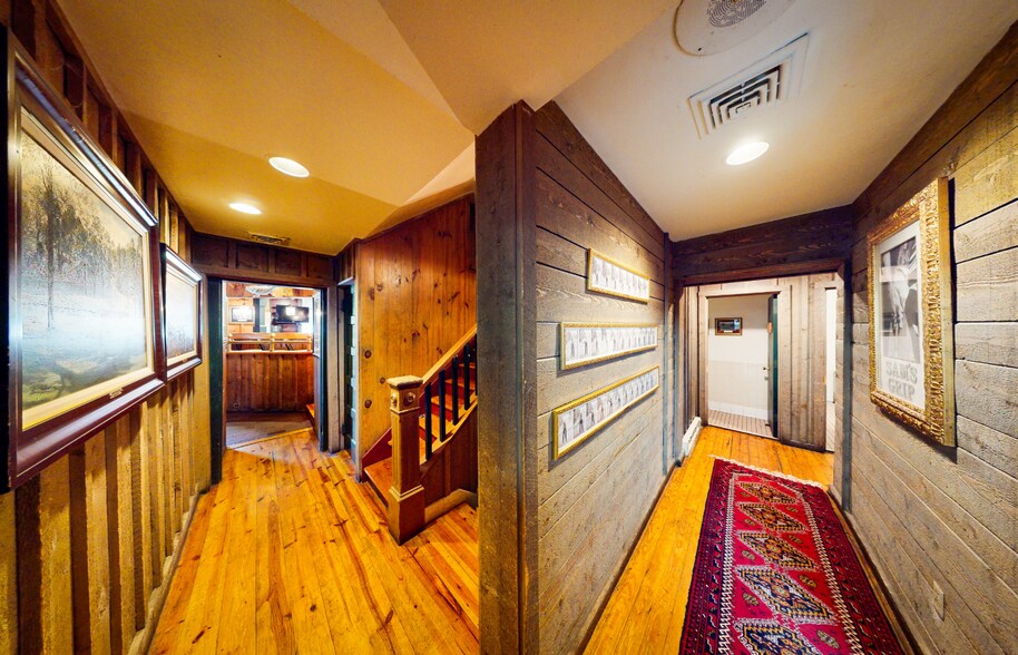 More Photos Of 2849 Main st, Hot Springs Restaurant For Sale