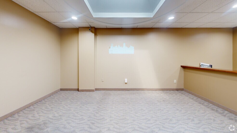 More Photos Of 343 N Charles St, Baltimore Office For Sale