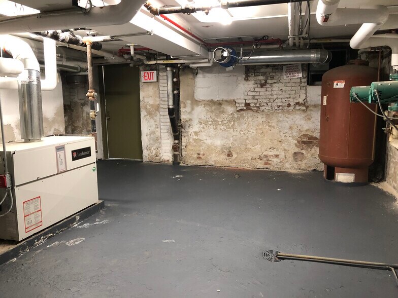 More Photos Of 1055 Bedford Ave, Brooklyn Apartments For Lease