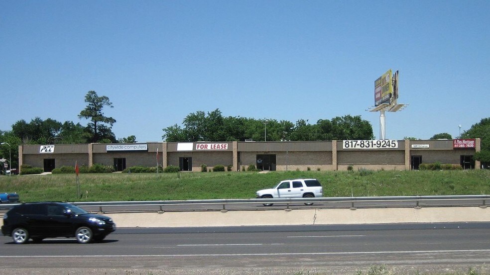 More Photos Of 2727-2757 Airport Fwy, Fort Worth Office For Lease