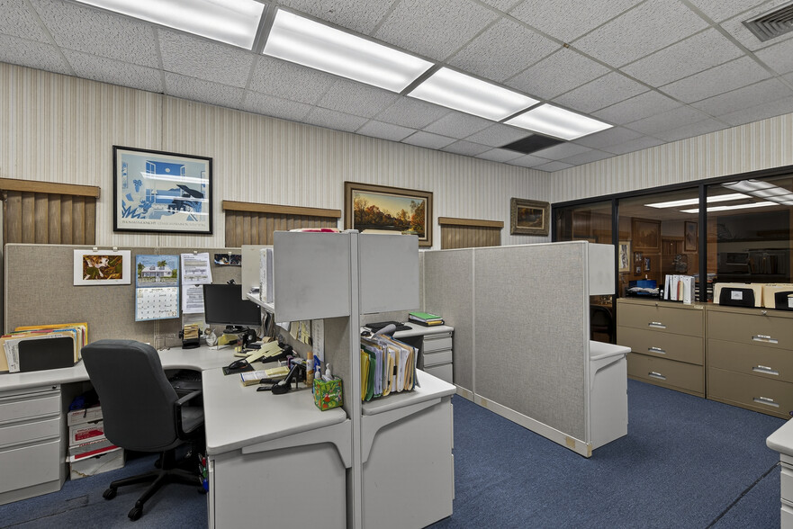 More Photos Of 3050 E Commercial Blvd, Fort Lauderdale Office For Sale