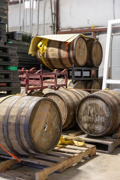 More Photos Of 65 Silver St, Sheffield Warehouse For Sale