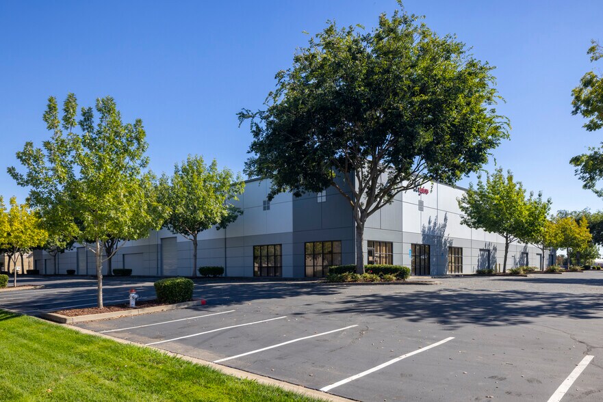 Primary Photo Of 6301 Florin Perkins Rd, Sacramento Warehouse For Lease