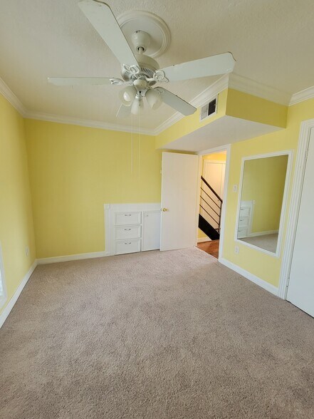 More Photos Of 2318 Crows Nest Dr, League City Specialty For Sale