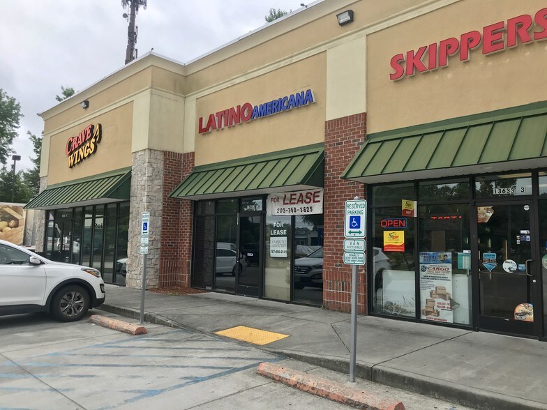 More Photos Of 13633 Warwick Blvd, Newport News Unknown For Lease