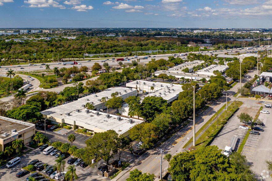 More Photos Of 3115 NW 10th Ter, Oakland Park Unknown For Lease
