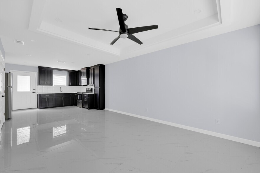 More Photos Of 1701 Shadow Creek, Weslaco Multifamily For Sale