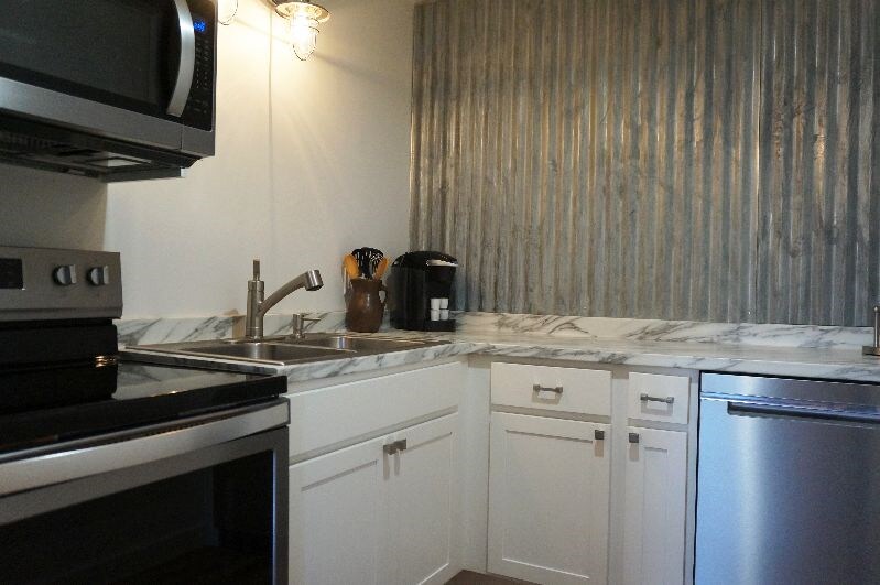 More Photos Of 108 S Main St, Madisonville Office Residential For Sale