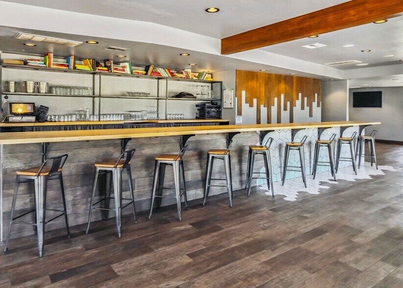 More Photos Of 1933 NW 23rd, Oklahoma City Restaurant For Sale