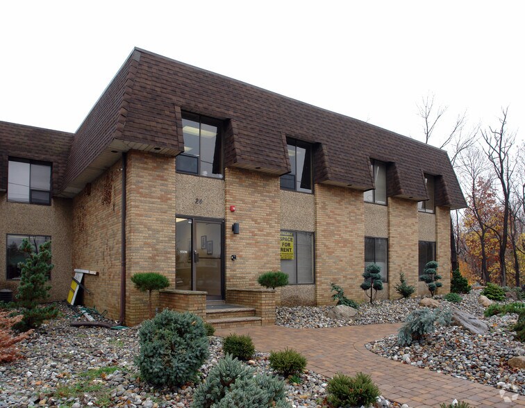 More Photos Of 24 Wyckoff Ave, Waldwick Medical For Sale