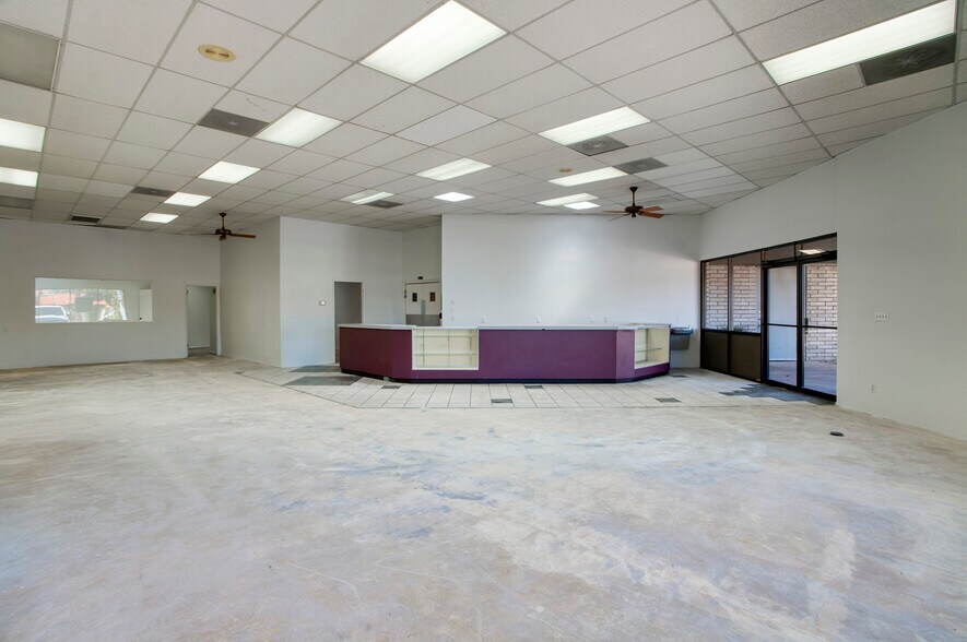 More Photos Of 323-331 W McDowell Rd, Phoenix Office For Lease