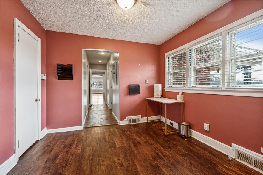 More Photos Of 5615 Cumming Hwy, Canton General Retail For Sale