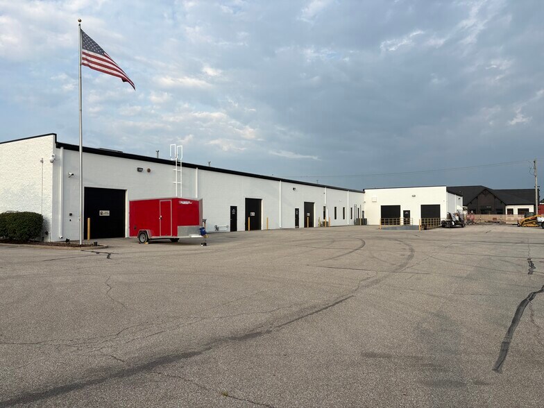 More Photos Of 750 Patrick Pl, Brownsburg Light Distribution For Lease