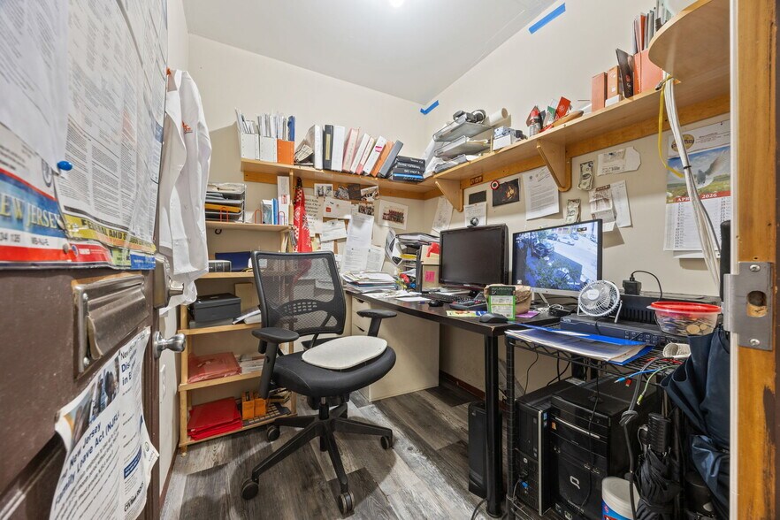 More Photos Of 371 4th St, Jersey City Storefront Retail Residential For Sale