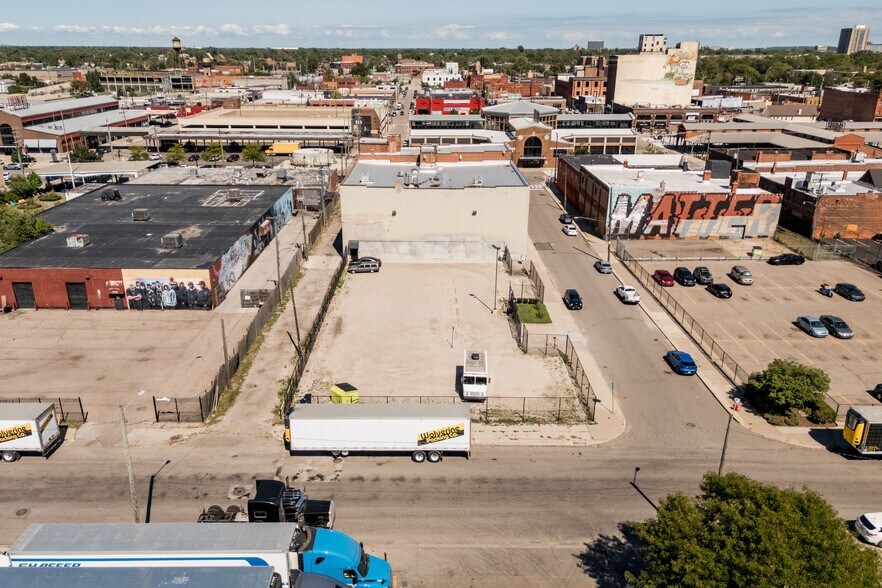 More Photos Of 1357 Division St, Detroit Warehouse For Sale
