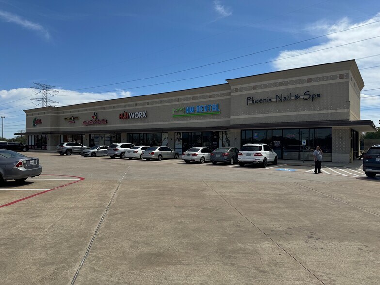 More Photos Of 9522 Huffmeister Rd, Houston Storefront Retail Office For Lease