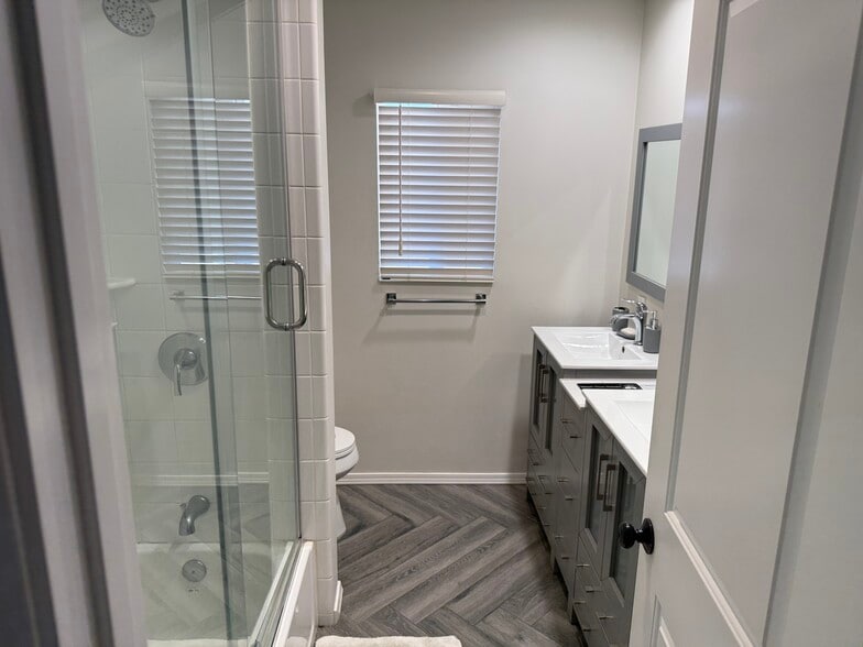 More Photos Of 15008 Larkspur St, Sylmar Healthcare For Sale