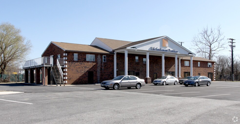 Primary Photo Of 6302A Old North Point Rd, Sparrows Point Medical For Lease