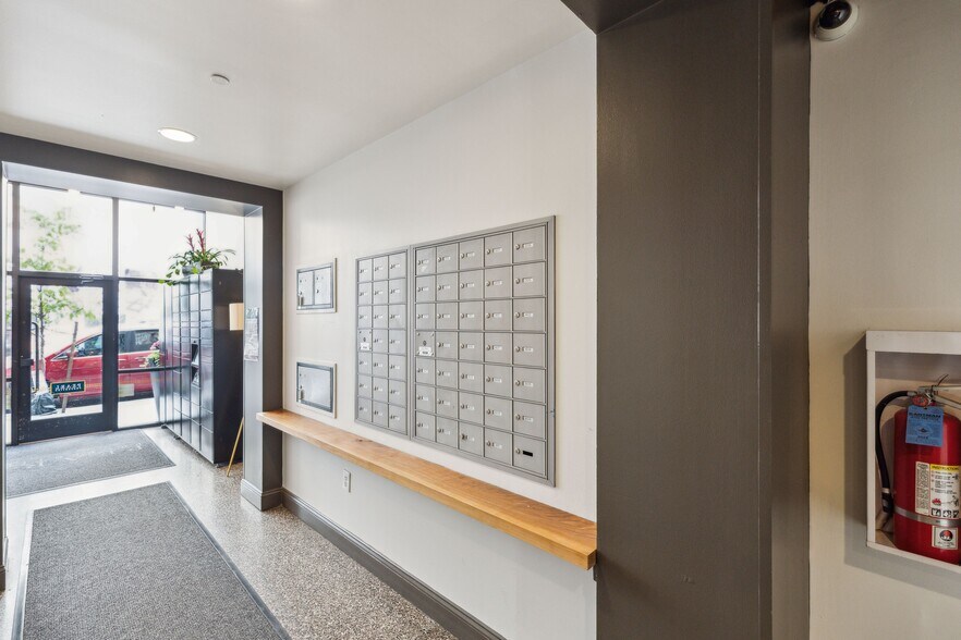 More Photos Of 106 S 16th St, Philadelphia Apartments For Sale