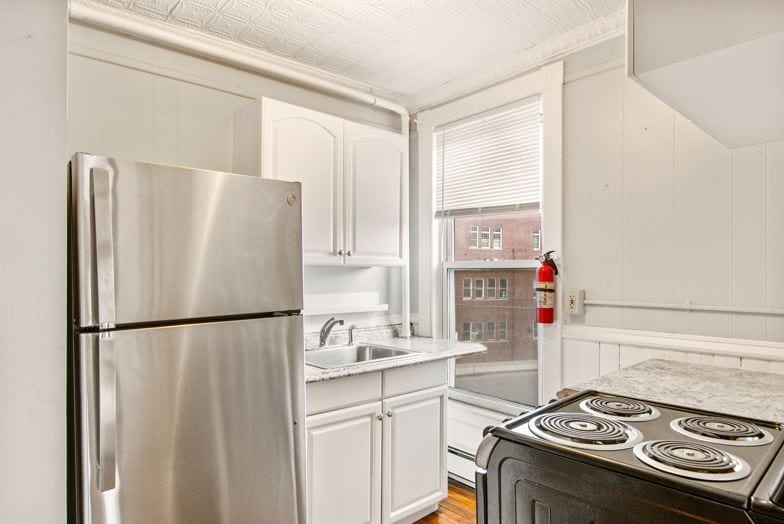 More Photos Of 4 Elm St, Lancaster Apartments For Sale