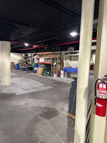 More Photos Of 1819 Flushing Ave, Ridgewood Warehouse For Lease
