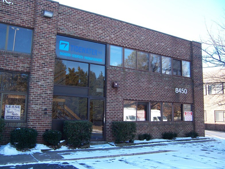 Primary Photo Of 8450-8456 Tyco Rd, Vienna Flex For Lease