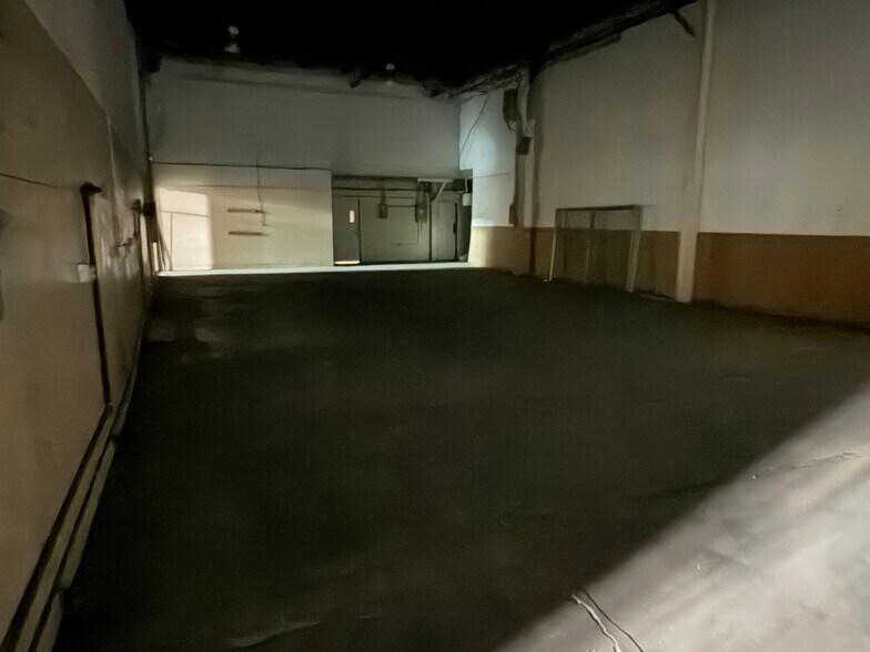 More Photos Of 2636 S Work St, Falconer Manufacturing For Lease