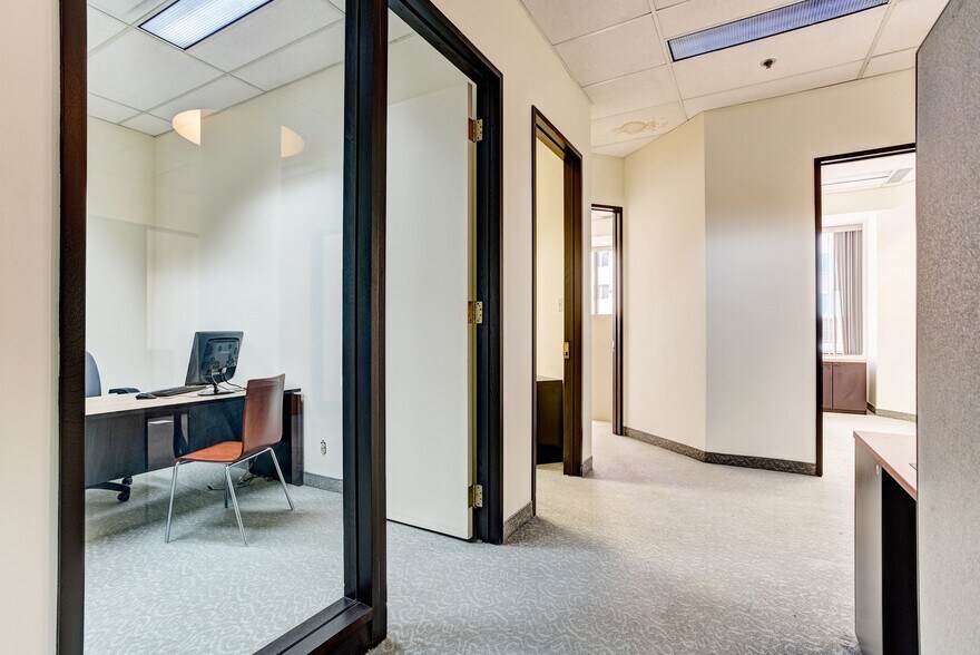 More Photos Of 1111 Rue Saint-Urbain, Montréal Office Residential For Sale