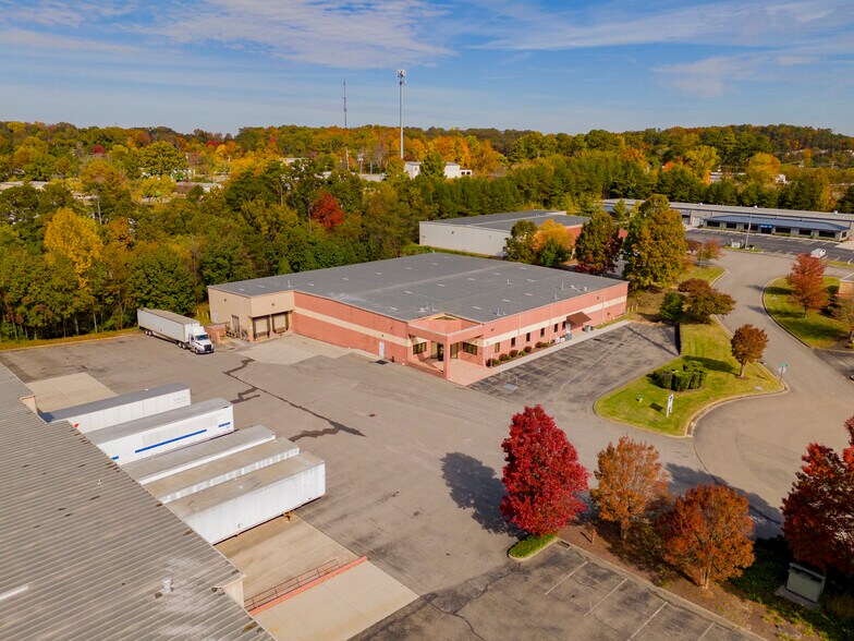 More Photos Of 1470 E Weisgarber Rd, Knoxville Light Distribution For Lease