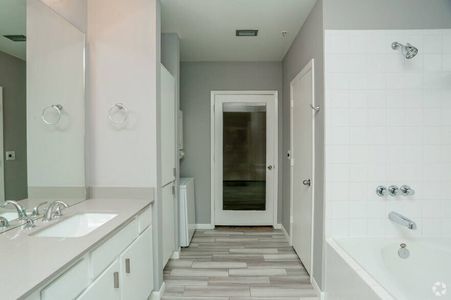 Photo of 12nd Floor Ste 1200