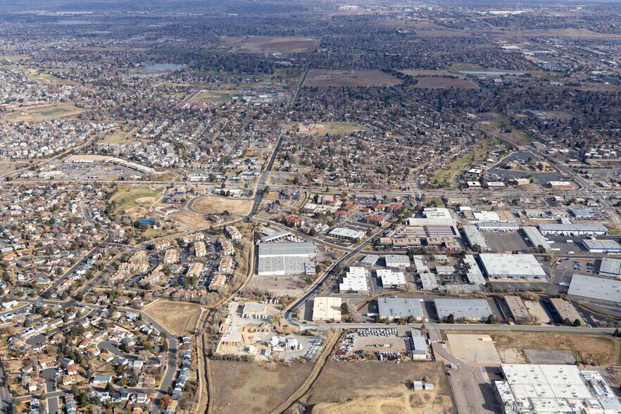 More Photos Of 660 Compton St, Broomfield Manufacturing For Lease