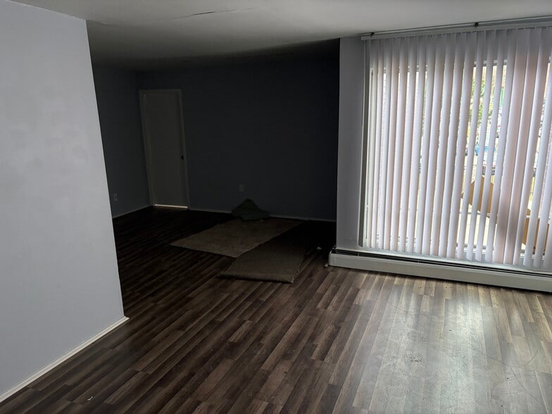 More Photos Of 416 Perrin St, Ypsilanti Apartments For Sale