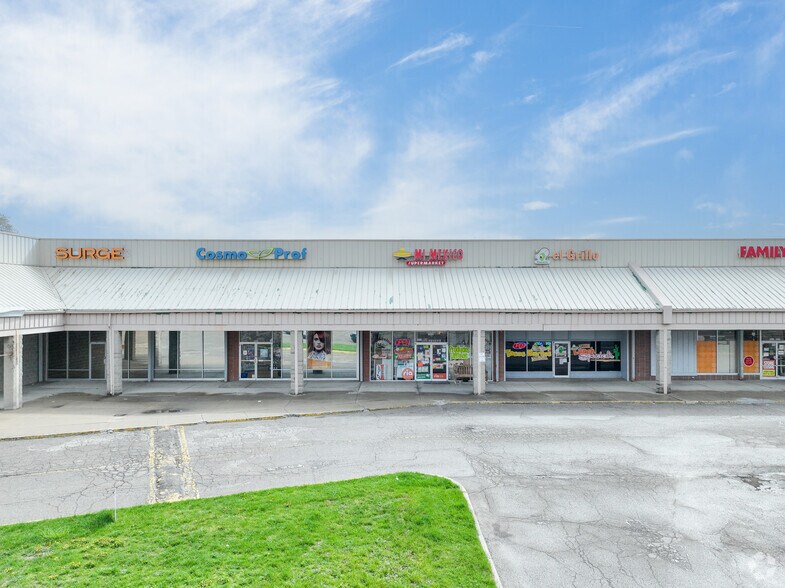 More Photos Of 415-659 S Breiel Blvd, Middletown Storefront For Lease
