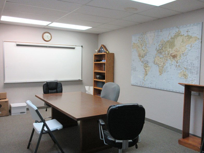 More Photos Of 2200 E 104th Ave, Thornton Office For Lease