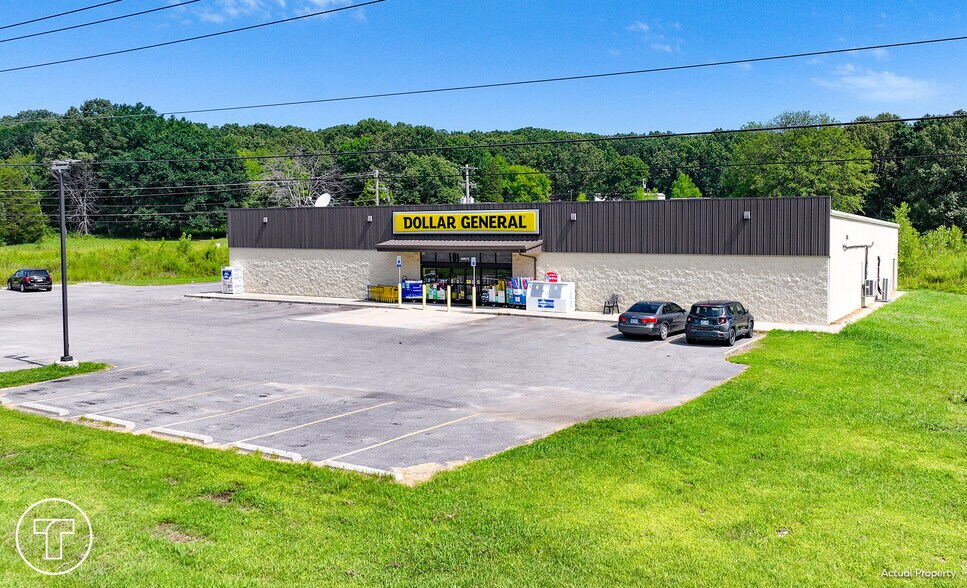 Primary Photo Of 469185 US Highway 64, Gans Freestanding For Sale
