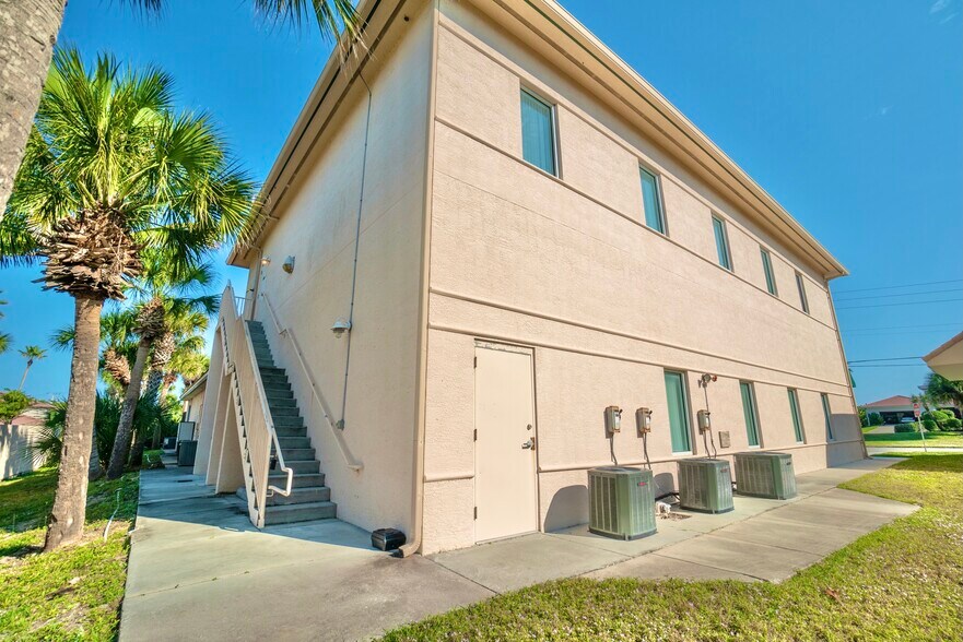 More Photos Of 3270 Highway A1A, Melbourne Beach Office For Sale