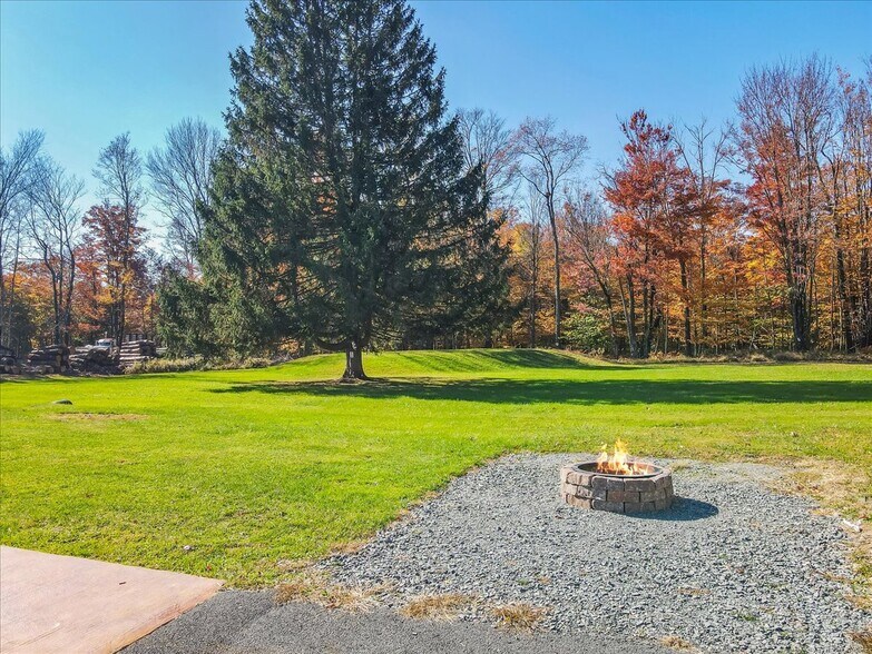 More Photos Of 1345 Route 507, Greentown Restaurant For Sale