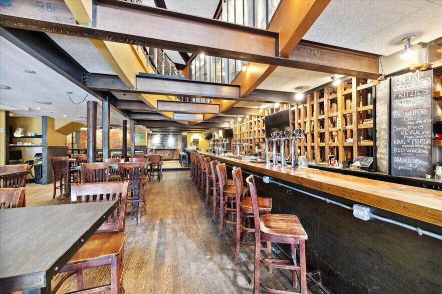 More Photos Of 117 Chestnut St, Philadelphia Apartments For Lease