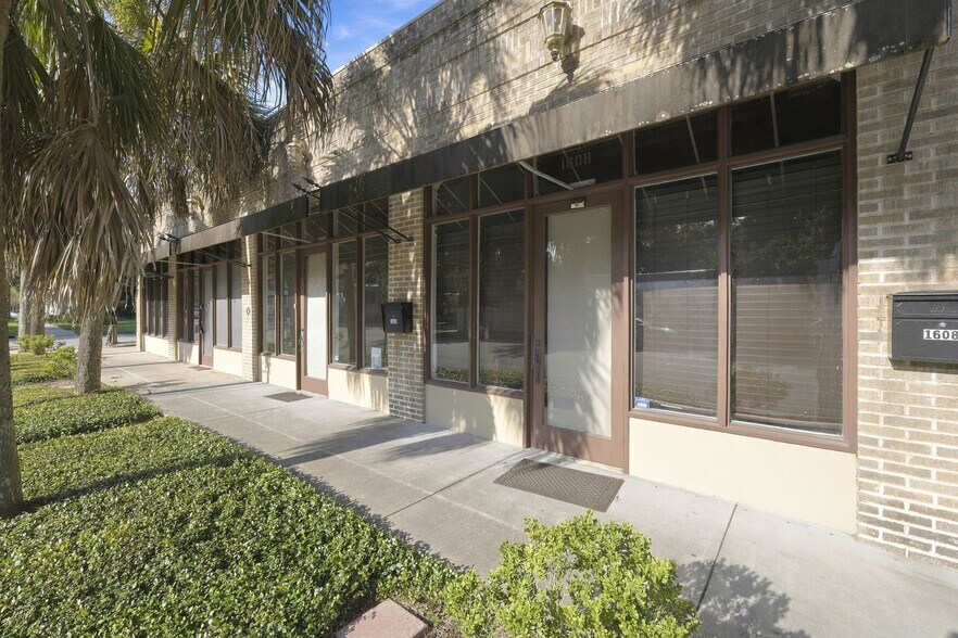 More Photos Of 1602-1608 Walnut St, Jacksonville Restaurant For Sale