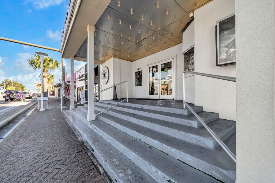 More Photos Of 174 Miracle Strip Pky SE, Fort Walton Beach Storefront For Lease