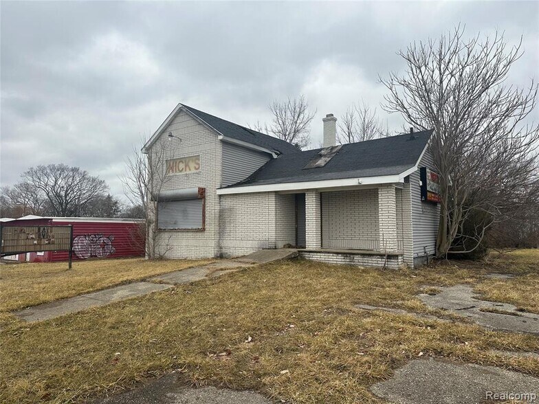 Primary Photo Of 1102 Pasadena Ave, Flint General Retail For Sale