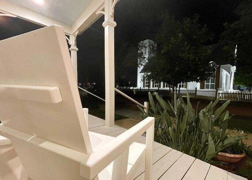 More Photos Of 216 Church St, Pensacola Office Residential For Sale