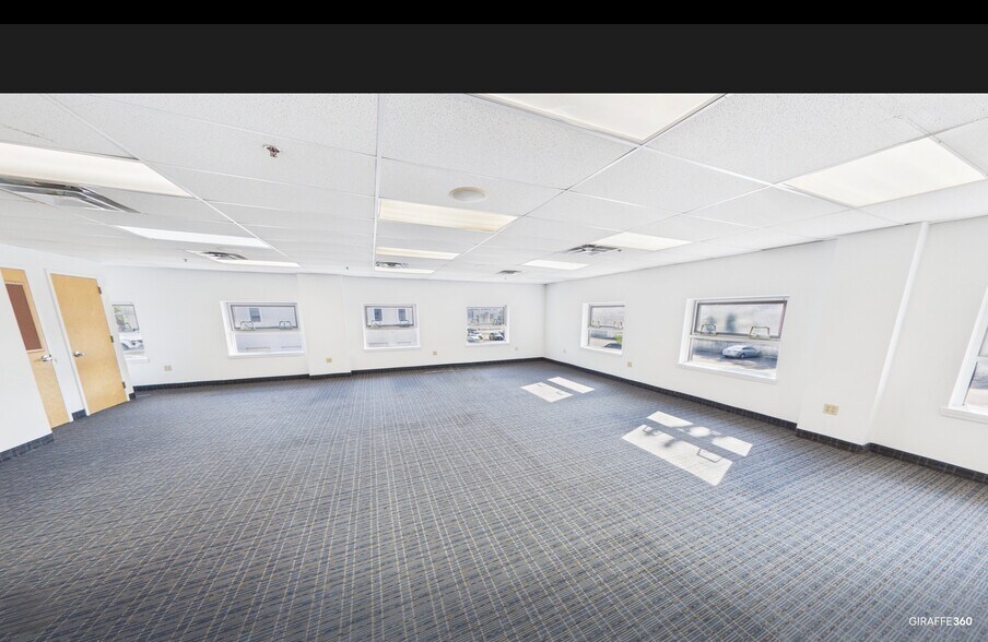 More Photos Of 104 Chestnut St, Ridgewood Medical For Lease