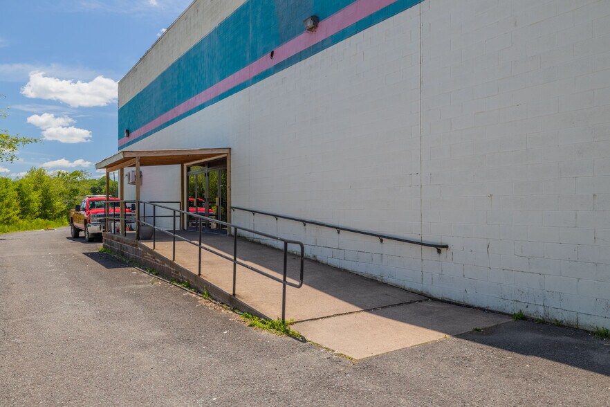 More Photos Of 5357 Development Park Dr, Pocono Summit Industrial For Sale