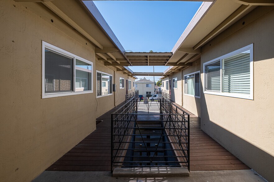 More Photos Of 146 19th St, Richmond Apartments For Sale