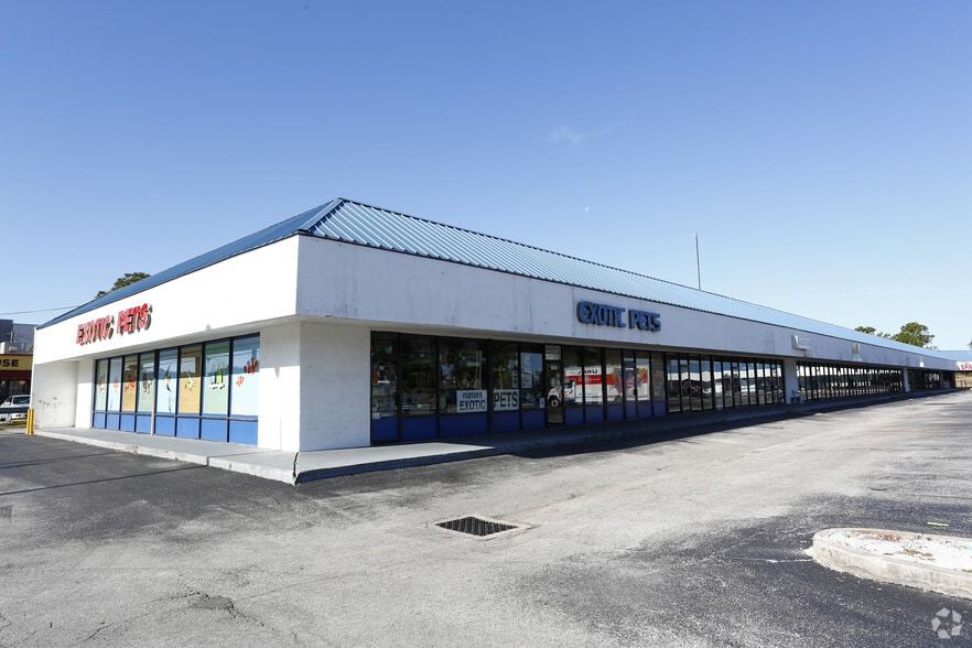 More Photos Of 40114 US Highway 19 N, Tarpon Springs Unknown For Lease