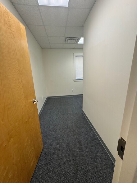 More Photos Of 1268 Westminster St, Providence Storefront Retail Residential For Lease