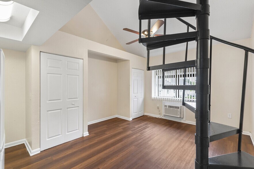 More Photos Of 1250 E 113th Ave, Tampa Apartments For Sale