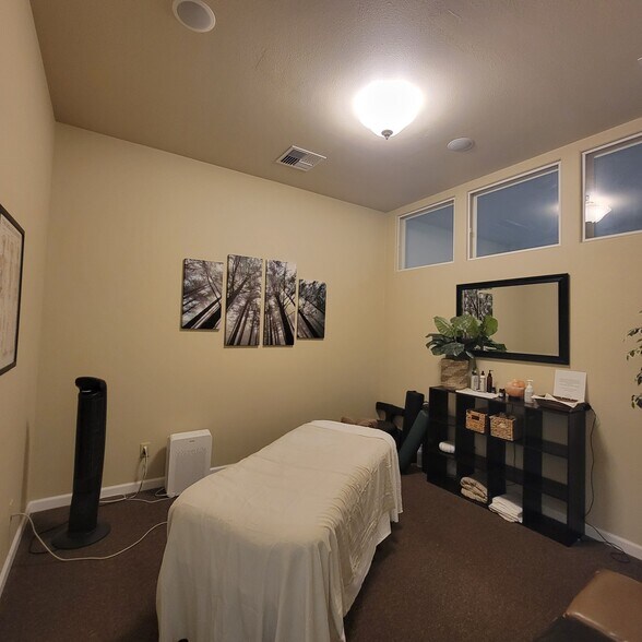 More Photos Of 2460 NW Troost St, Roseburg Medical For Lease